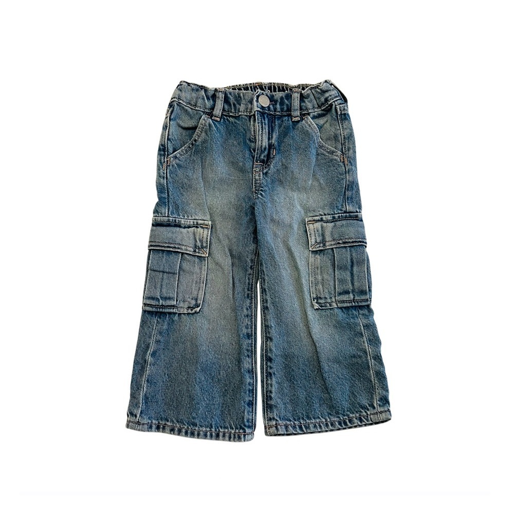 GAP Blue Relaxed‎ Fit Jeans with Wide Leg